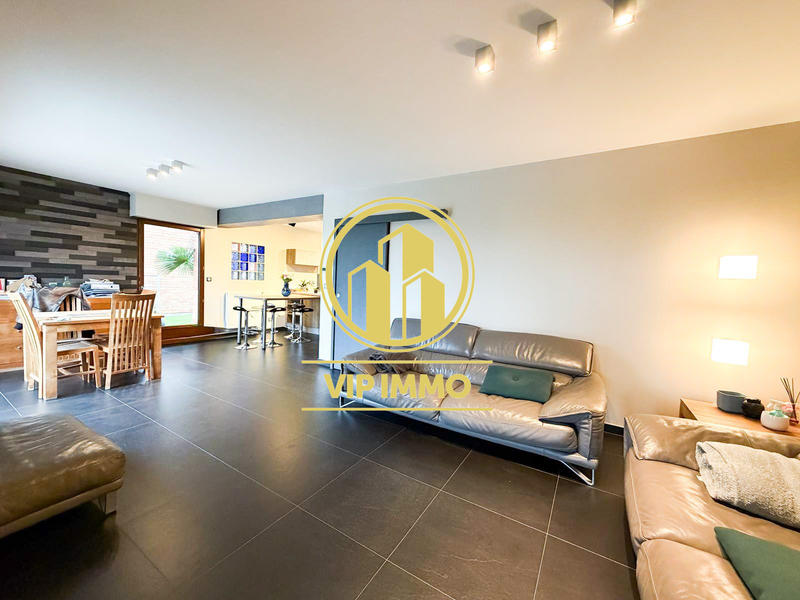 Maison - 108 m² - 6 pièces