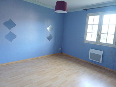 Maison - 80 m² - 5 pièces