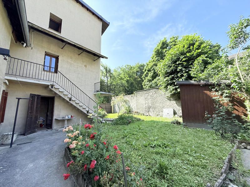 Maison - 175 m² - 6 pièces