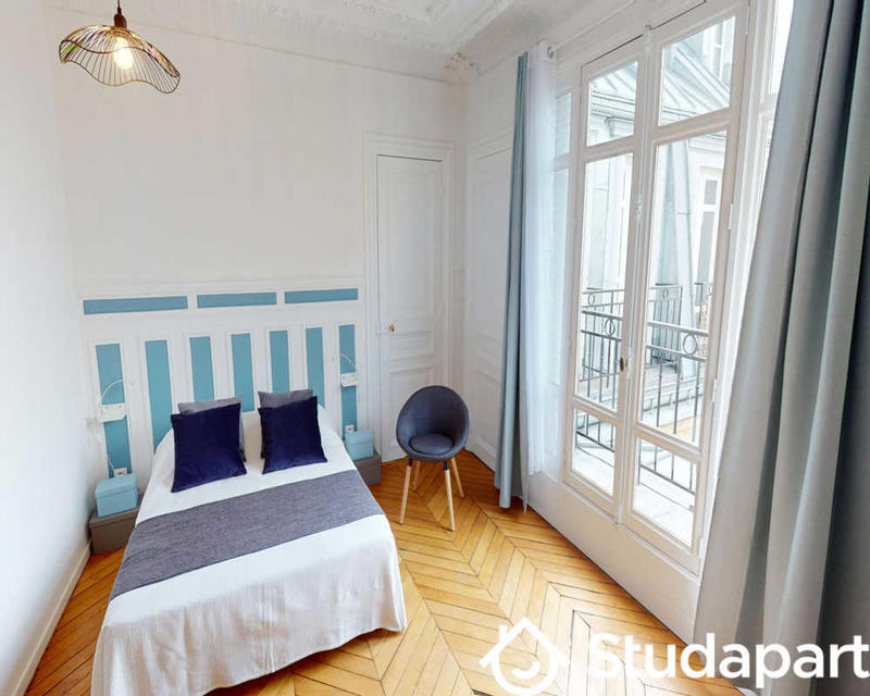Chambre - 190 m² - 1 pièce