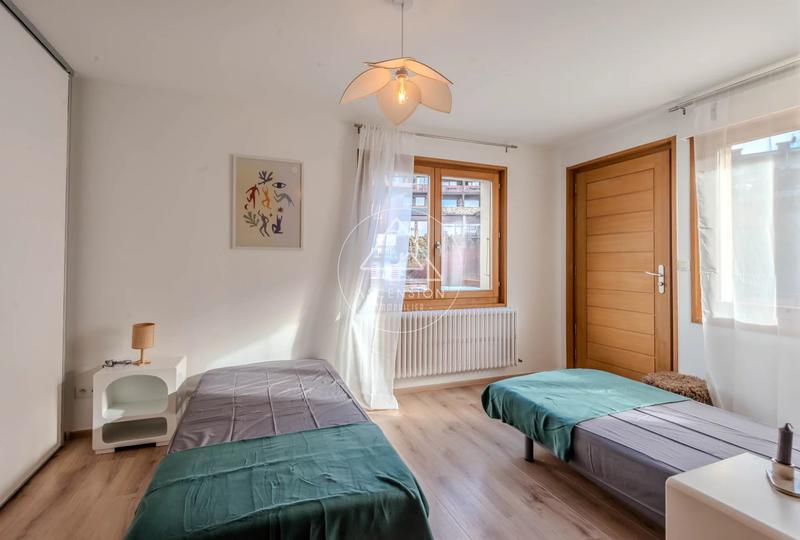 Appartement - 110 m² - 4 pièces