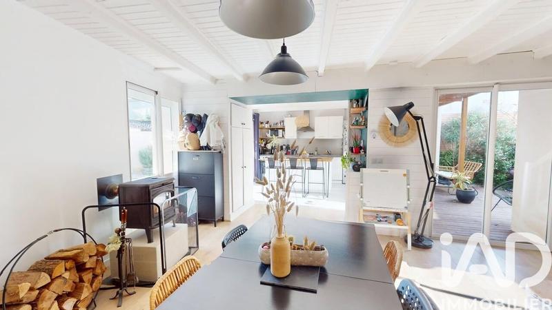 Maison - 90 m² - 4 pièces