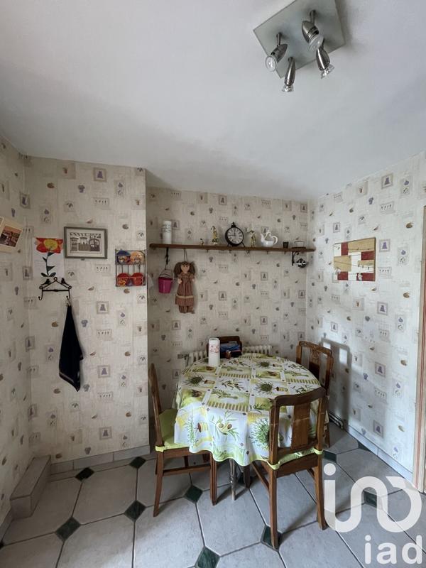 Maison - 92 m² - 5 pièces