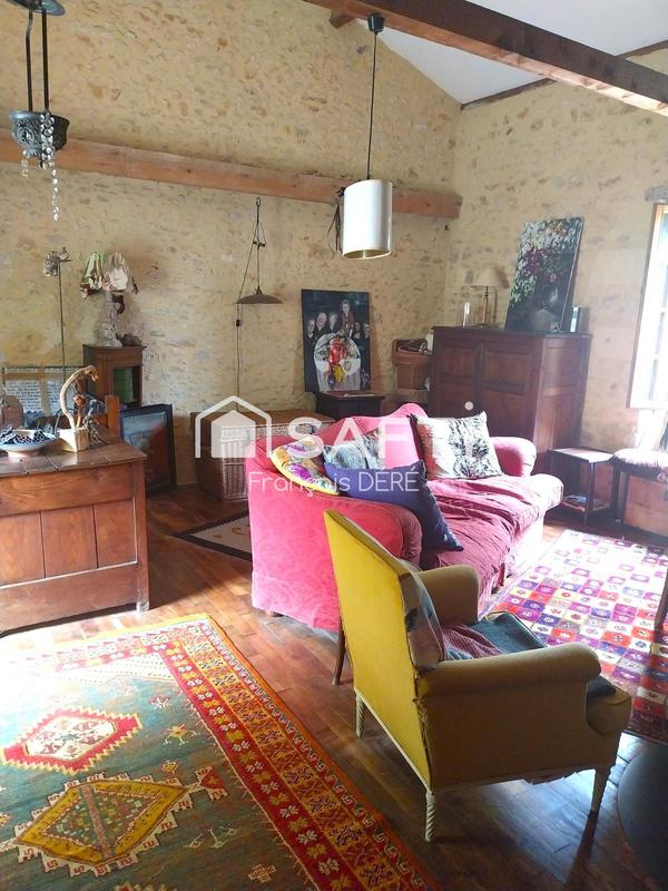 Maison - 95 m² - 4 pièces