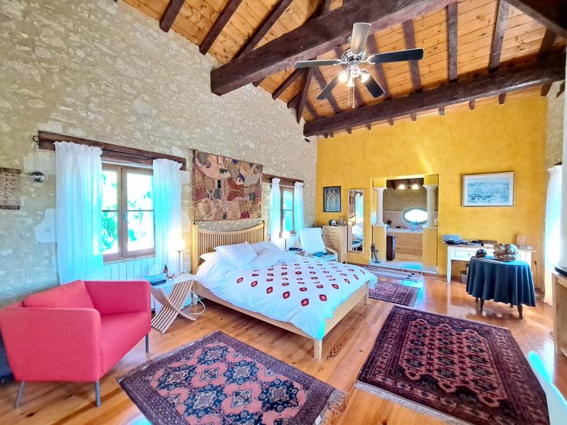 Maison - 283 m² - 10 pièces