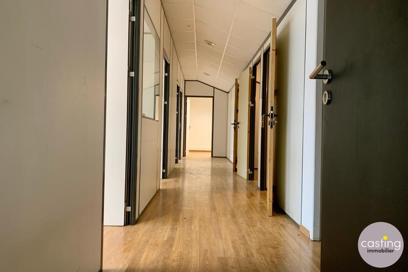 Local d'activités - 365 m²