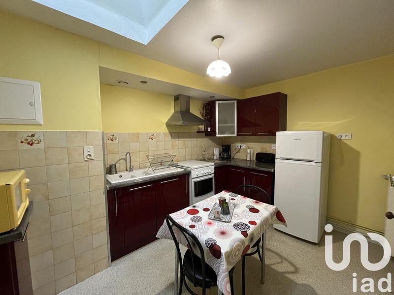 Maison - 203 m² - 12 pièces