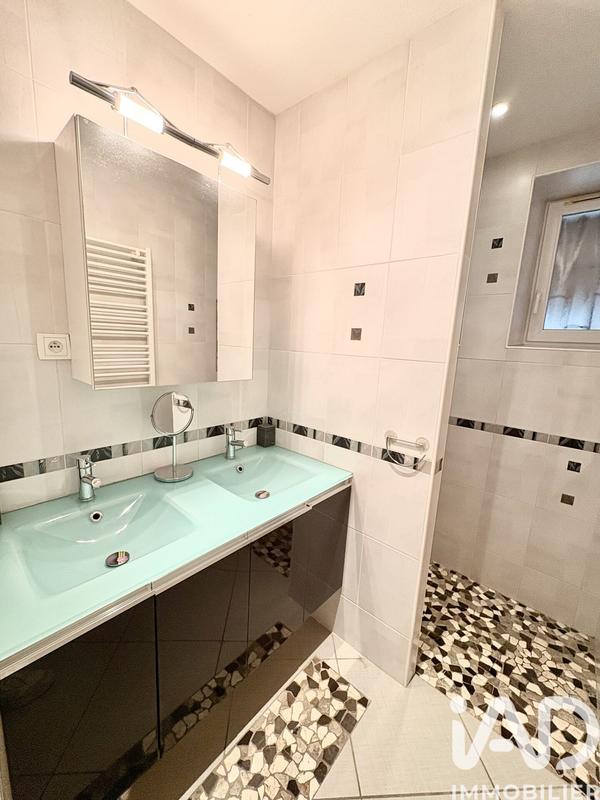 Maison de ville - 82 m² - 4 pièces