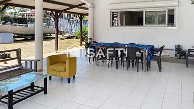 Maison - 160 m² - 5 pièces