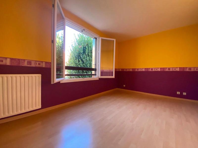 Maison - 102 m² - 4 pièces