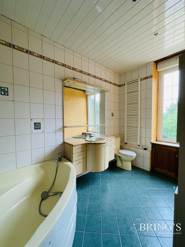 Maison - 95 m² - 5 pièces