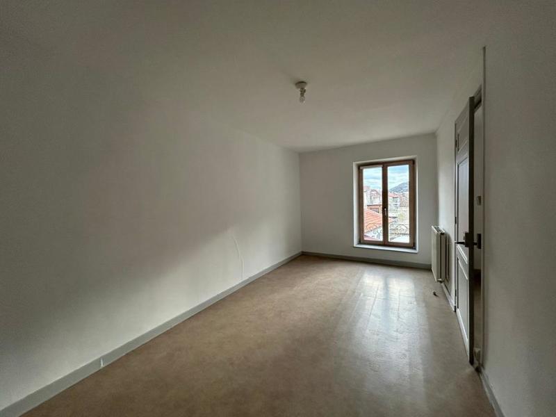 Appartement - 100 m² - 3 pièces