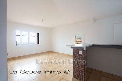 Duplex - 80 m² - 4 pièces