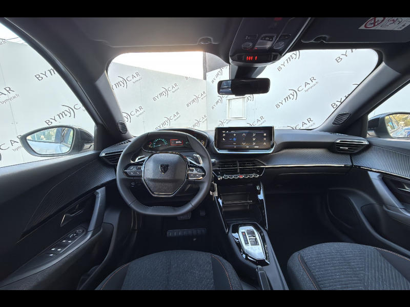 Peugeot 2008 Hybrid 136 e-Dcs6 Style