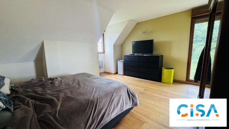 Maison - 186 m² - 7 pièces