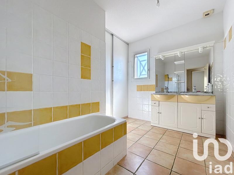 Maison - 111 m² - 4 pièces