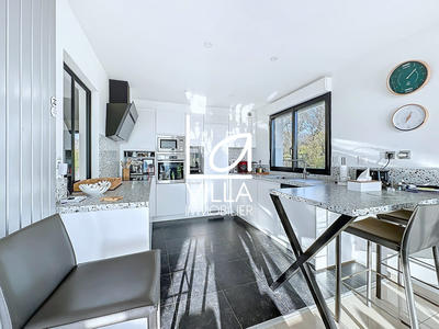 Villa - 163 m² - 5 pièces