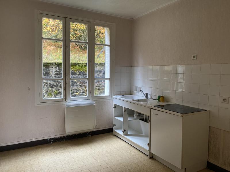 Maison - 99 m² - 4 pièces