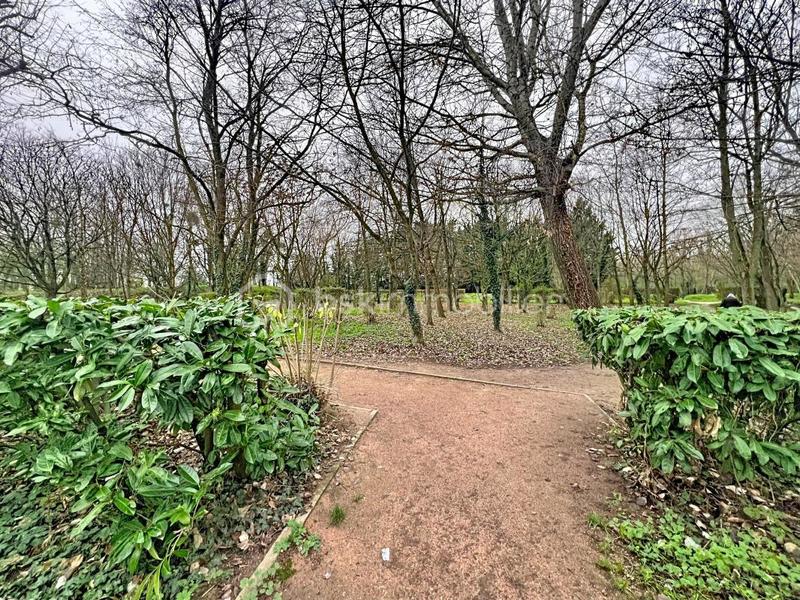 Château - 124 m² - 6 pièces