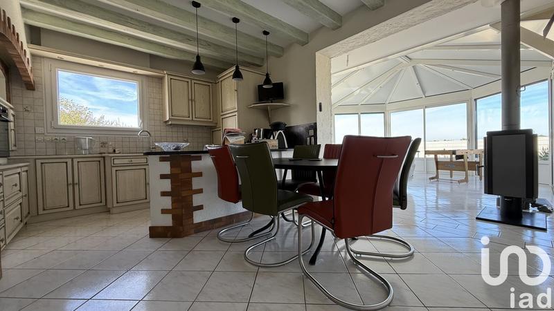 Maison de maîtres - 232 m² - 7 pièces