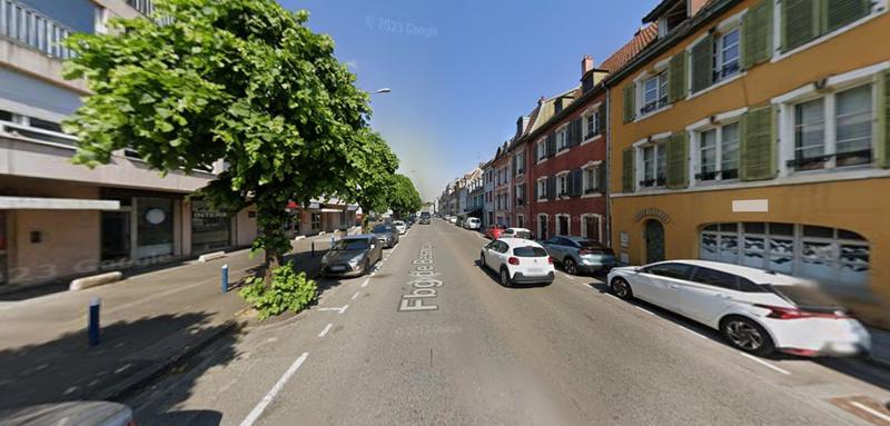 Local commercial - 100 m² - 3 pièces