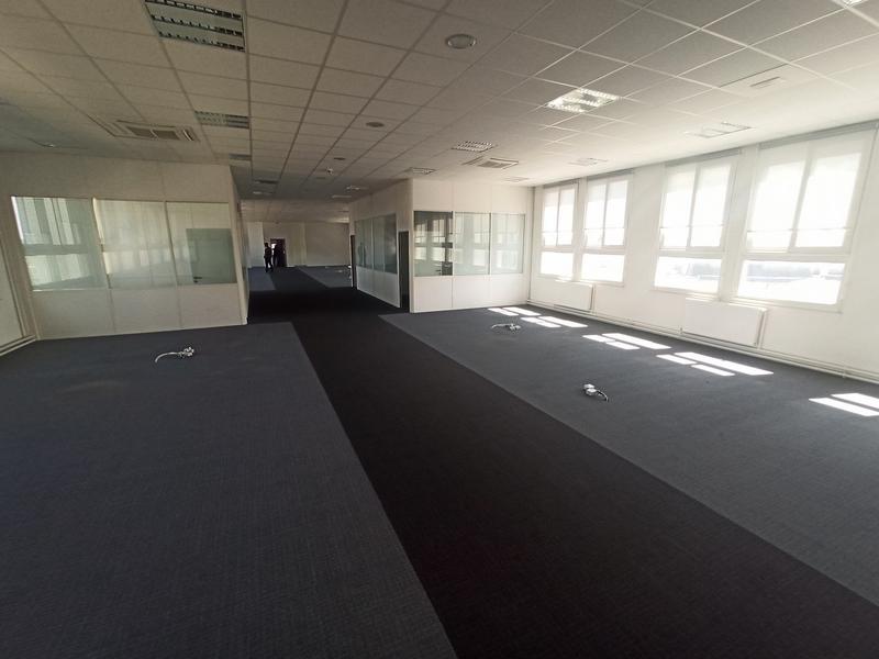 Bureau - 500 m²