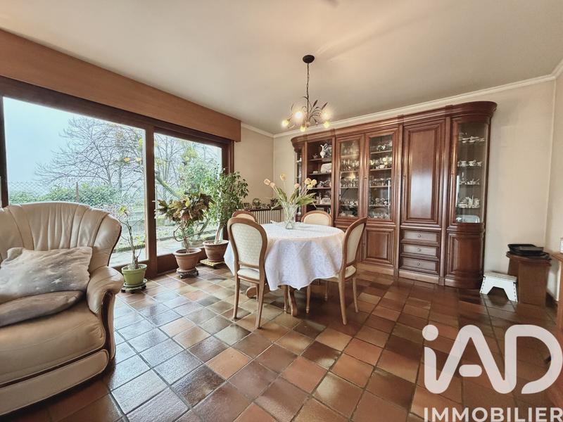 Maison - 149 m² - 8 pièces