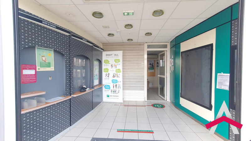 Local d'activités - 127 m²