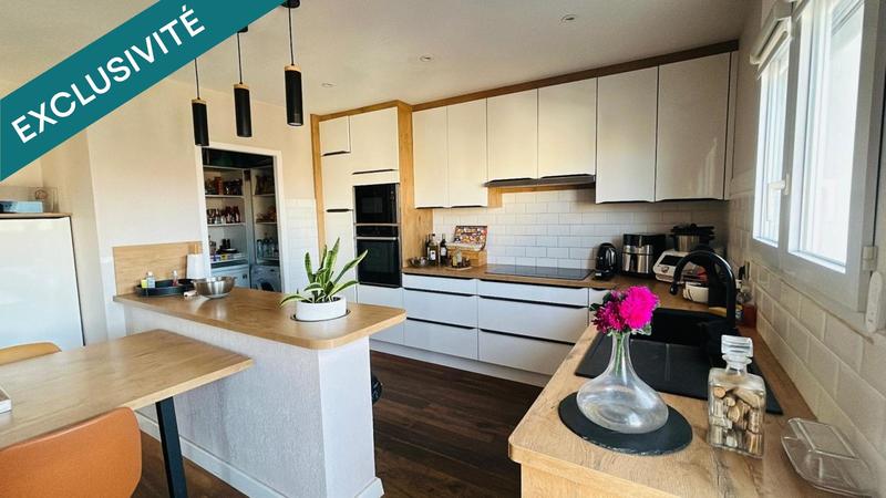 Appartement - 95 m² - 4 pièces