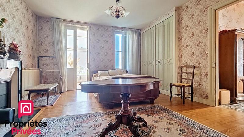 Maison - 160 m² - 6 pièces