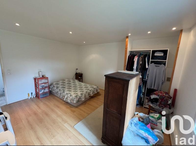 Maison - 280 m² - 11 pièces