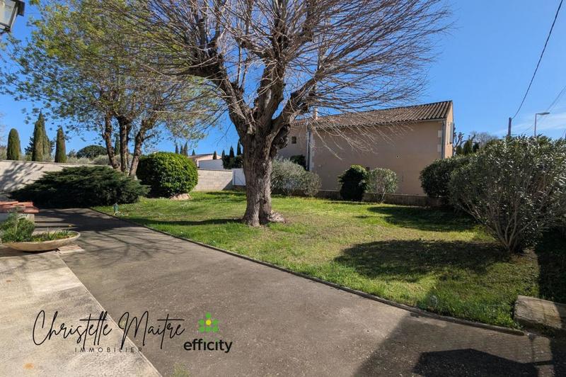 Maison - 161 m² - 7 pièces