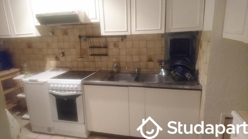 Chambre - 12 m² - 1 pièce