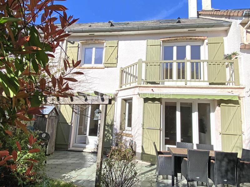 Maison - 141 m² - 6 pièces