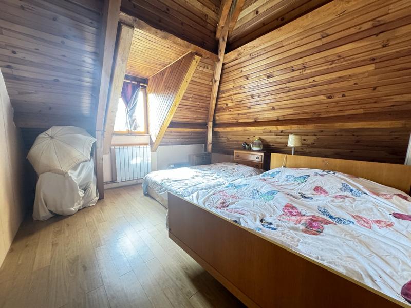 Villa - 217 m² - 8 pièces