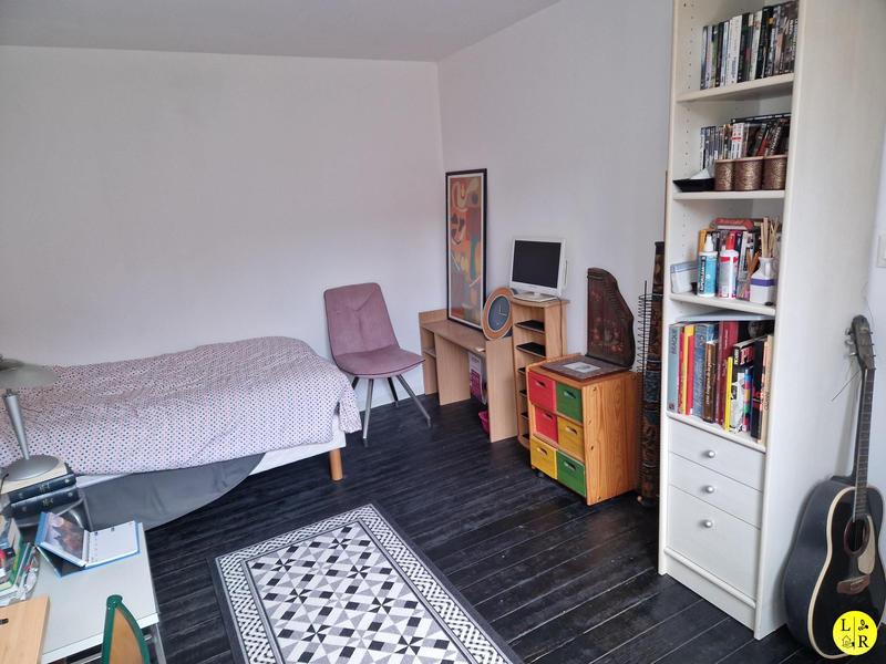 Appartement - 140 m² - 5 pièces