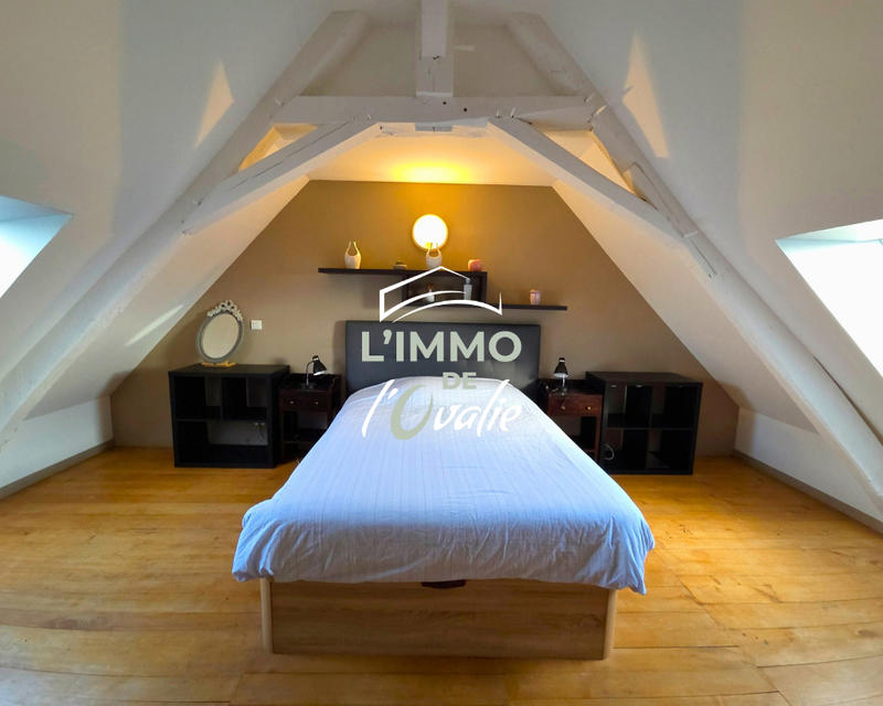 Maison - 162 m² - 9 pièces