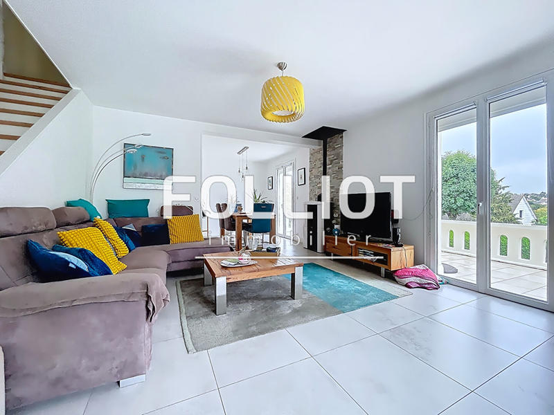 Maison - 140 m² - 5 pièces