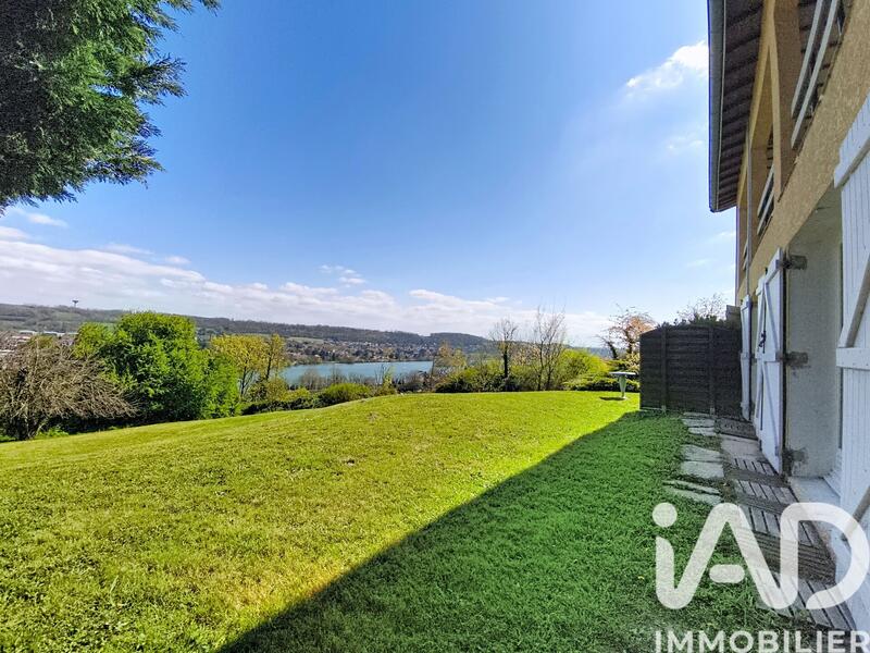 Maison - 229 m² - 6 pièces