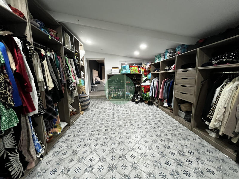 Maison - 175 m² - 6 pièces