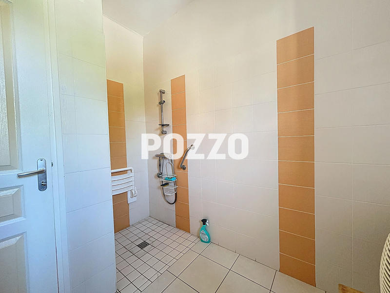 Maison - 133 m² - 7 pièces