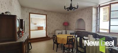 Maison de village - 140 m² - 7 pièces