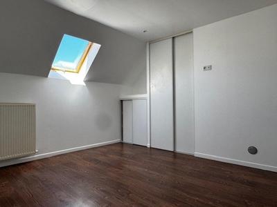 Maison - 113 m² - 6 pièces