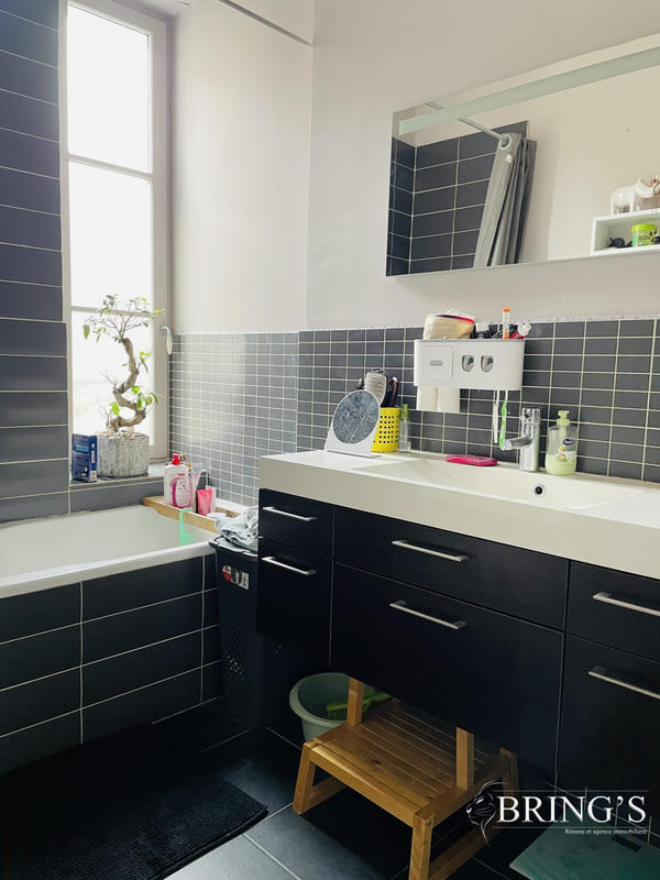 Maison - 309 m² - 12 pièces