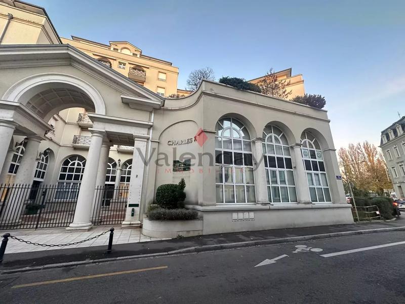 Appartement - 83 m² - 4 pièces