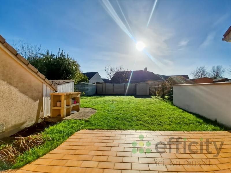 Maison - 95 m² - 4 pièces