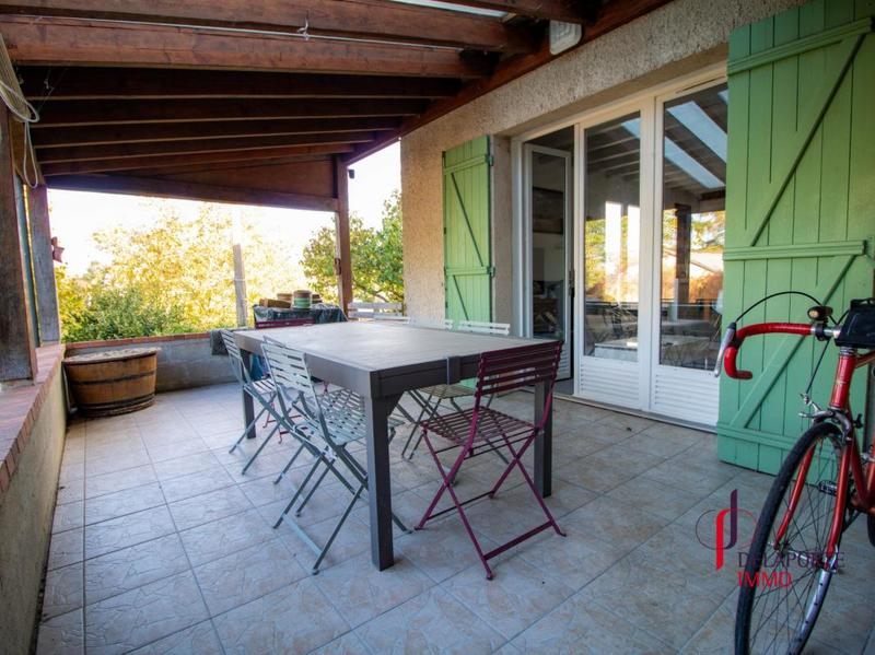 Maison - 93 m² - 6 pièces