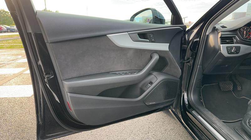 Audi A4 Avant 3.0 Tdi 218 s-Tronic 7 Design Luxe