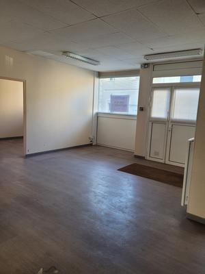 Bureau - 113 m² - 5 pièces