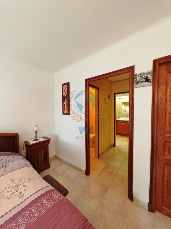 Villa - 250 m² - 7 pièces